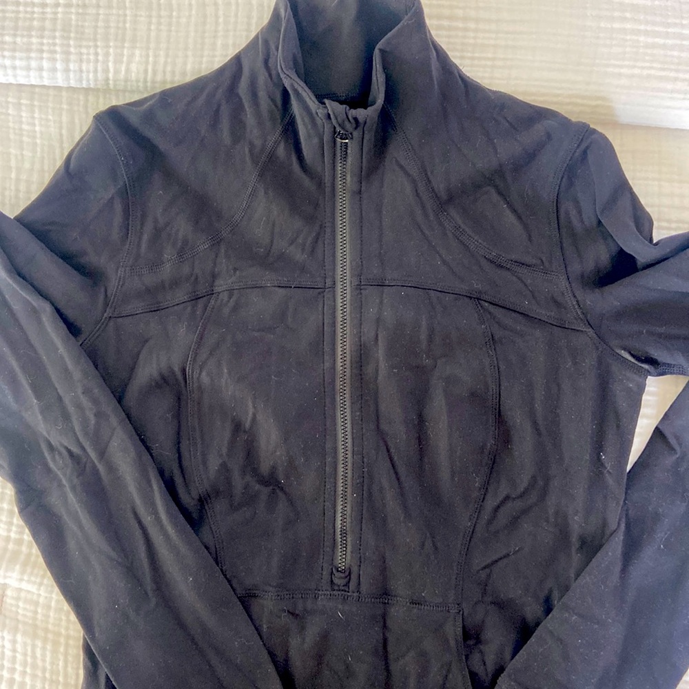 Scuba neck half zip lulu top